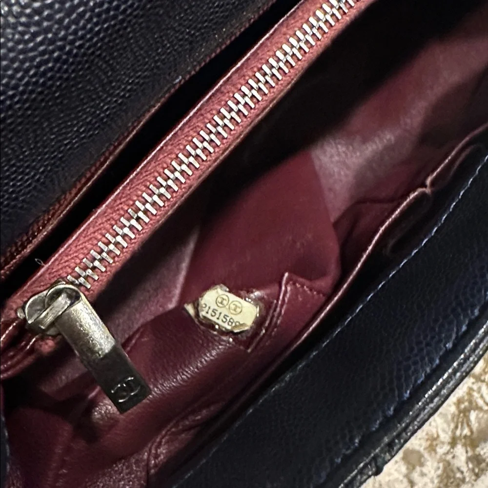 Navy blue Chanel coco handle - Picture 9 of 13